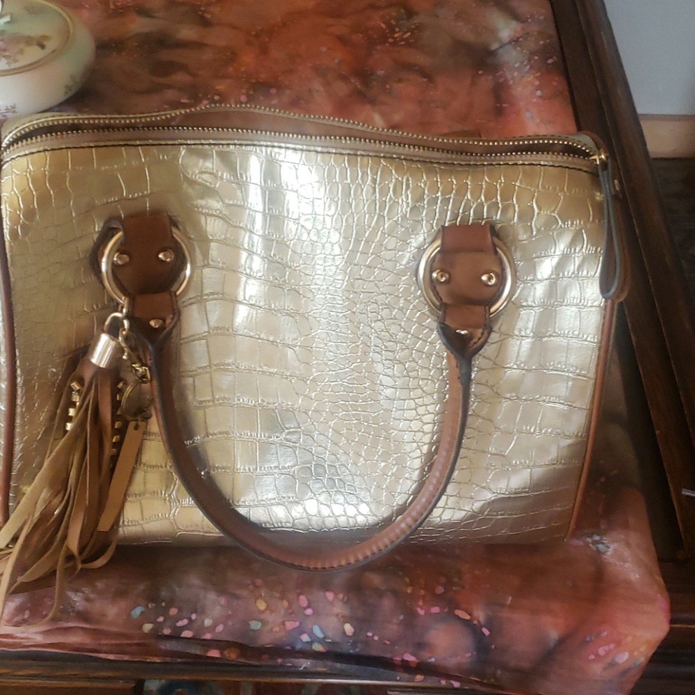 Purse - Picture 3 of 4